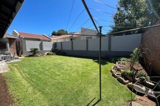 To Let 3 Bedroom Property for Rent in Heuwelsig Free State